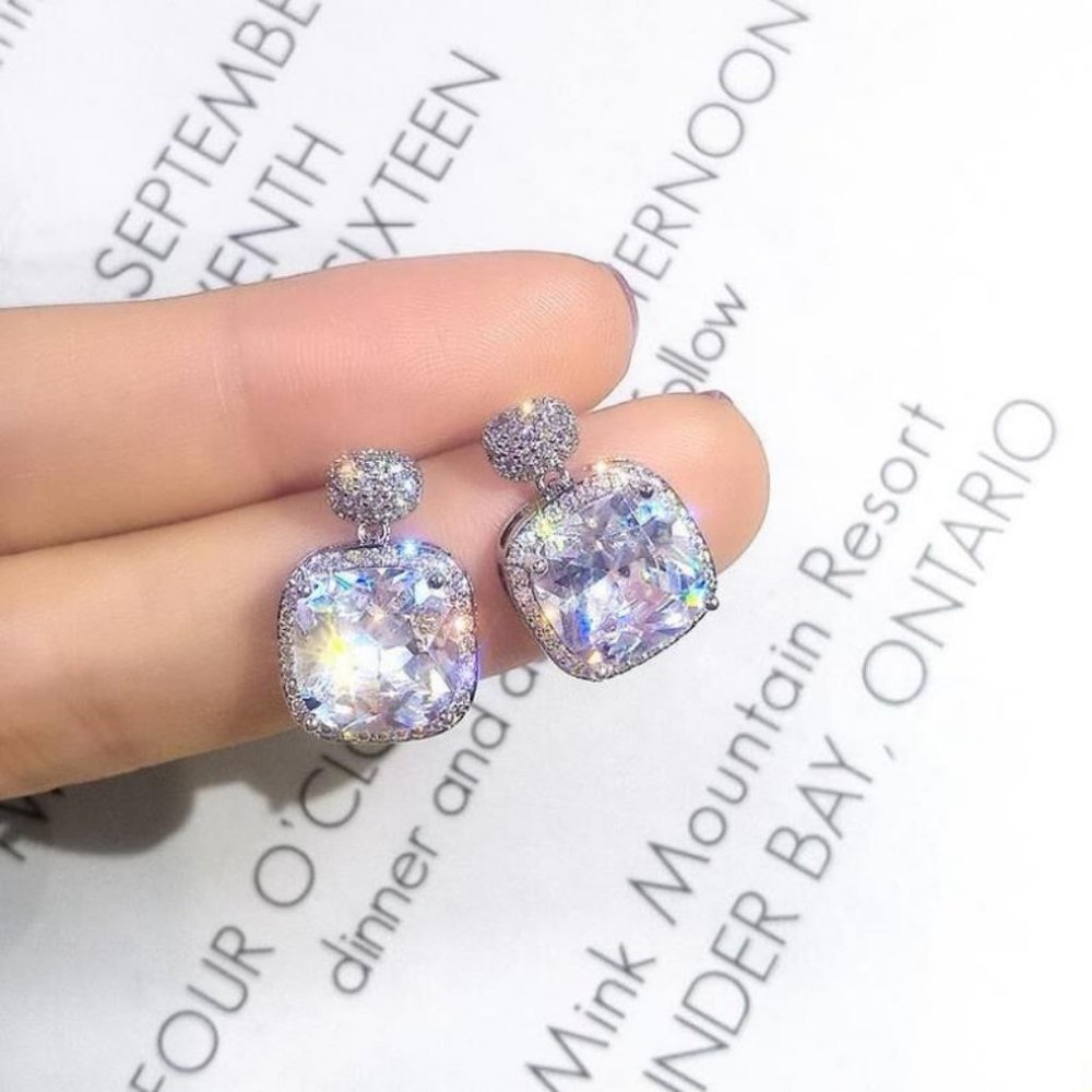 NEW 18K White Gold Diamond Halo Earrings - Picture 2 of 4